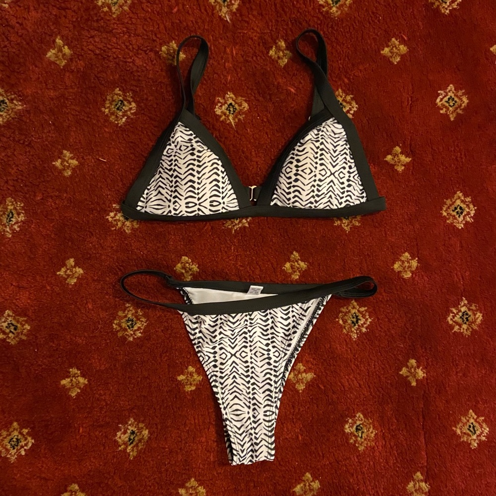 CHEEKY BIKINI